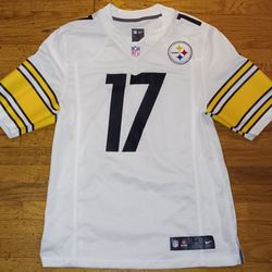 White "Mike Wallace" Steelers Jersey. NFL Pro Shop. Size Medium. Like New Condition 