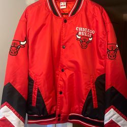 Chicago Bulls Varsity Jacket xxl Jordans