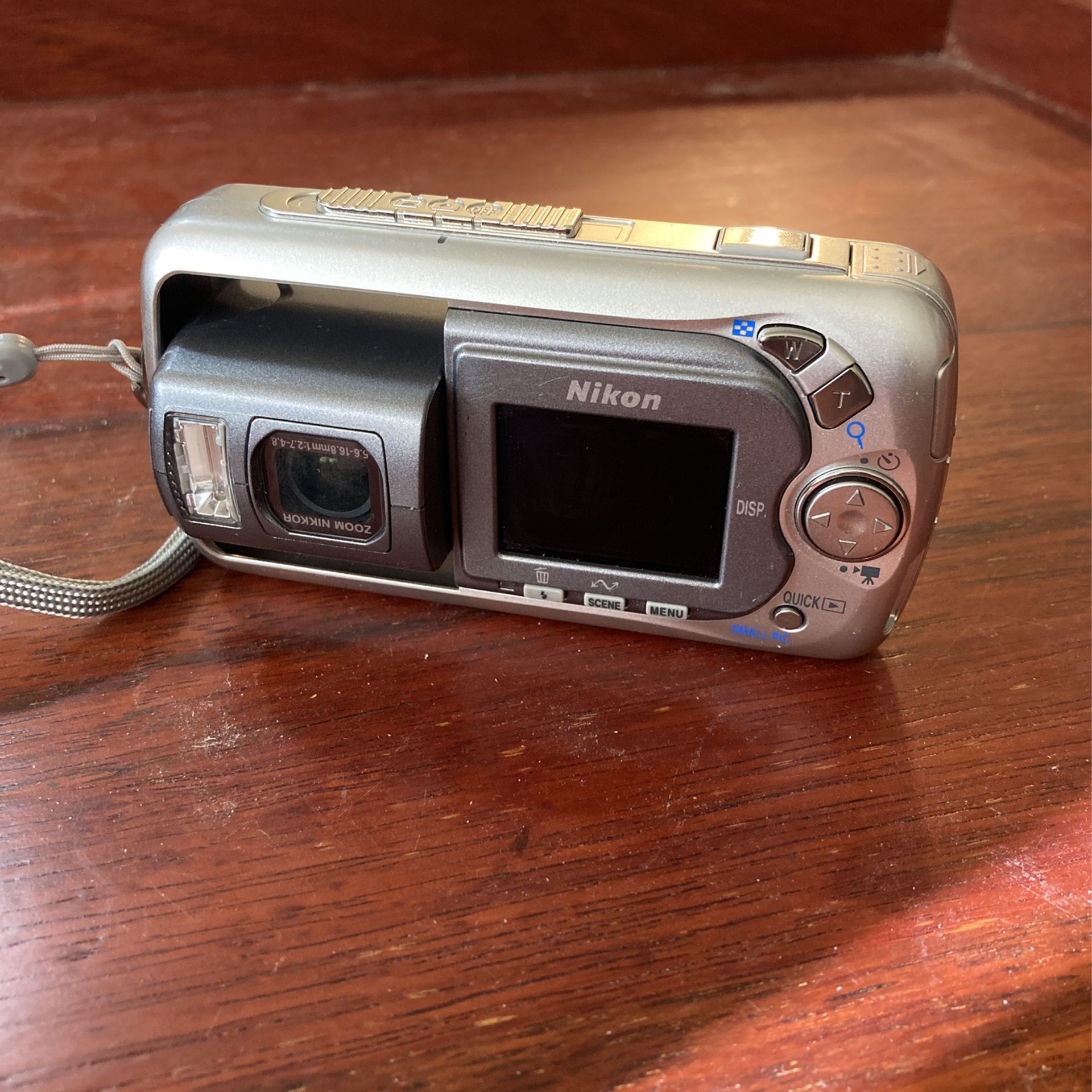 Nikon Coolpix 3500 Vintage Digital Camera