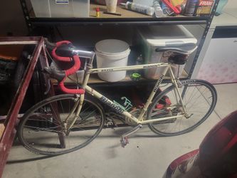 Bianchi Road Bike Chrome- Moly