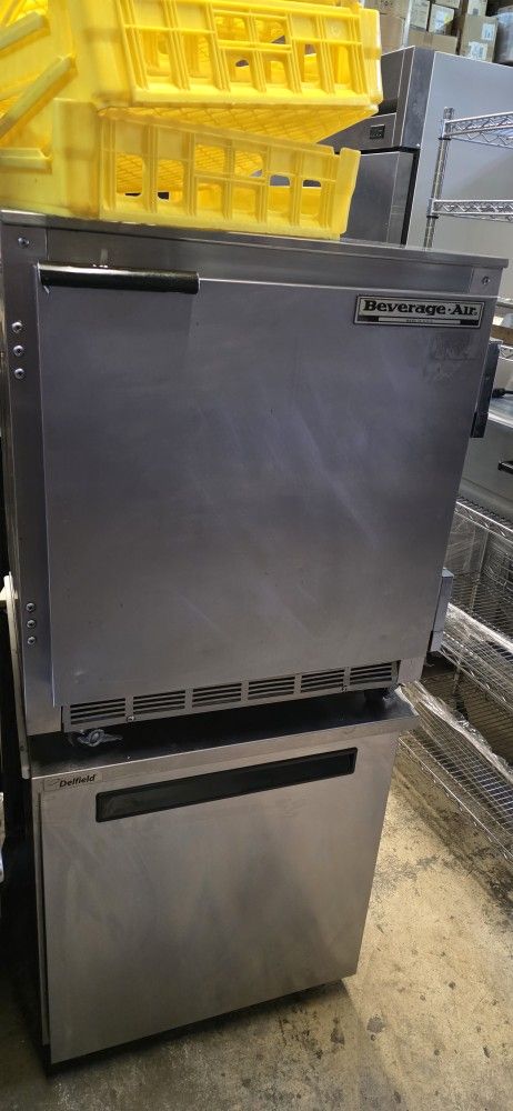 BEVERAGE AIR 1 DOOR UNDERCOUNTER COOLER