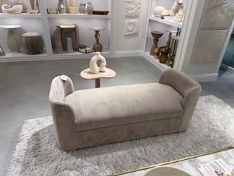 Modern stool /Bedroom stool / furniture