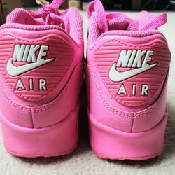 Nike Air Shoes And Ugg Boots/Girls Shoes/Sneakers/Winter Boots/Size 4