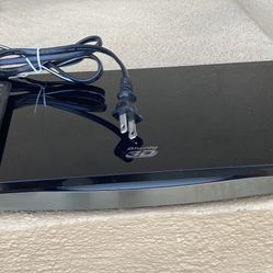 Samsung BD-D6500 3D Blu-ray DVD Player with Wi-Fi
