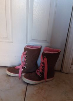 Girls Converse Boots