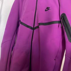 Purple Nike Tech 