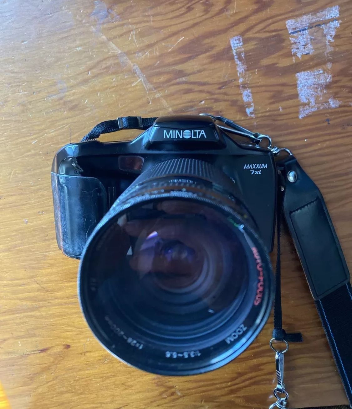 Minolta Maxxum 7xi 35mm Film Camera