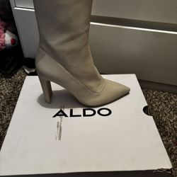 White boots 