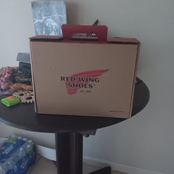 Red Wing Boots 10.5 Make Offer
