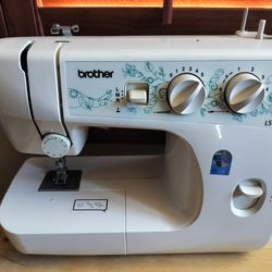 Brother LS2350 Sewing Machine