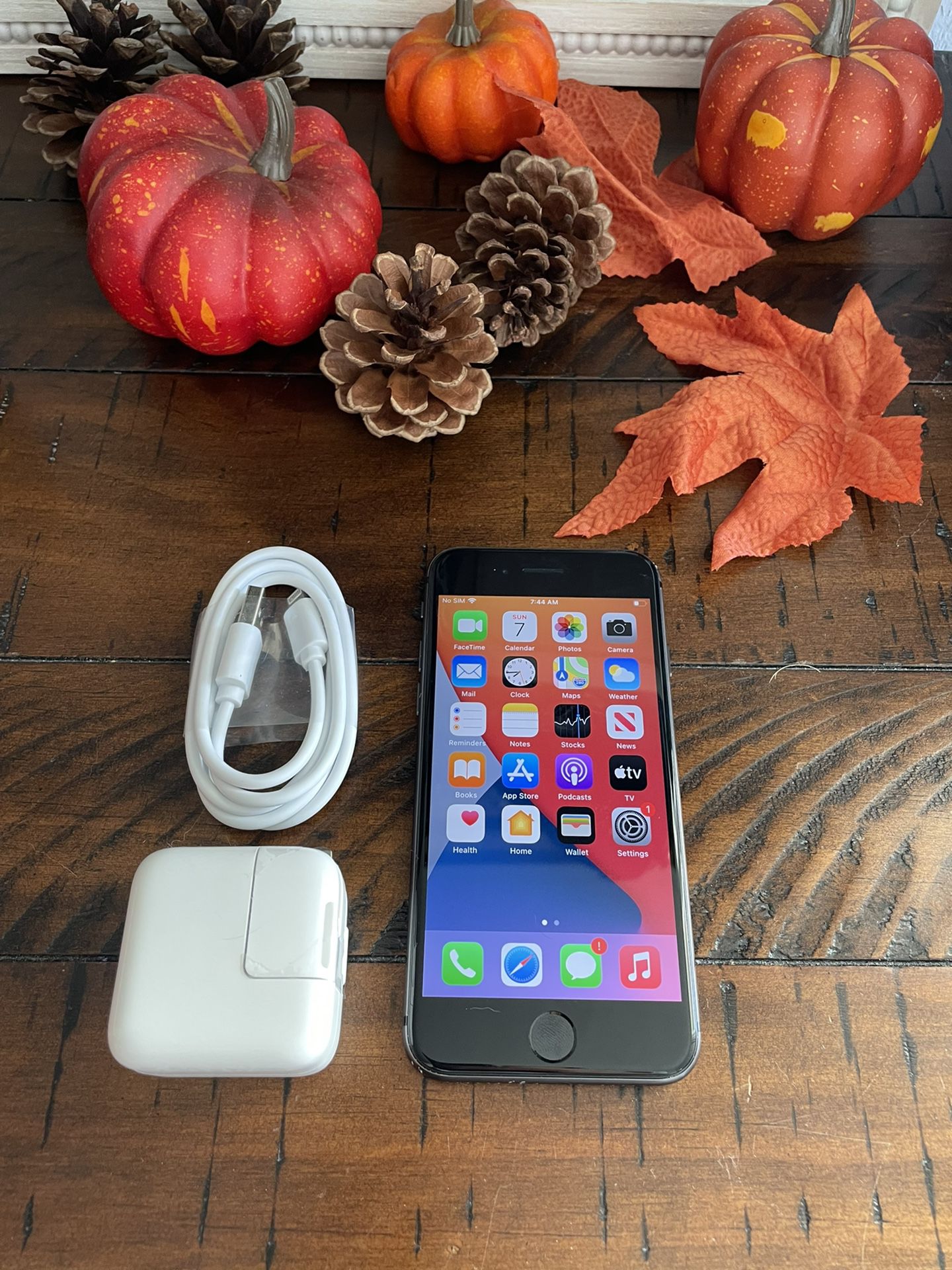 Iphone 8 UNLOCKED 64 Gb Great Condition