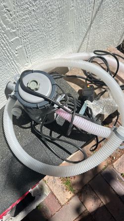 Swimming pool pump