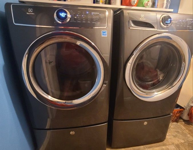 Electrolux Washer/Dryer Set