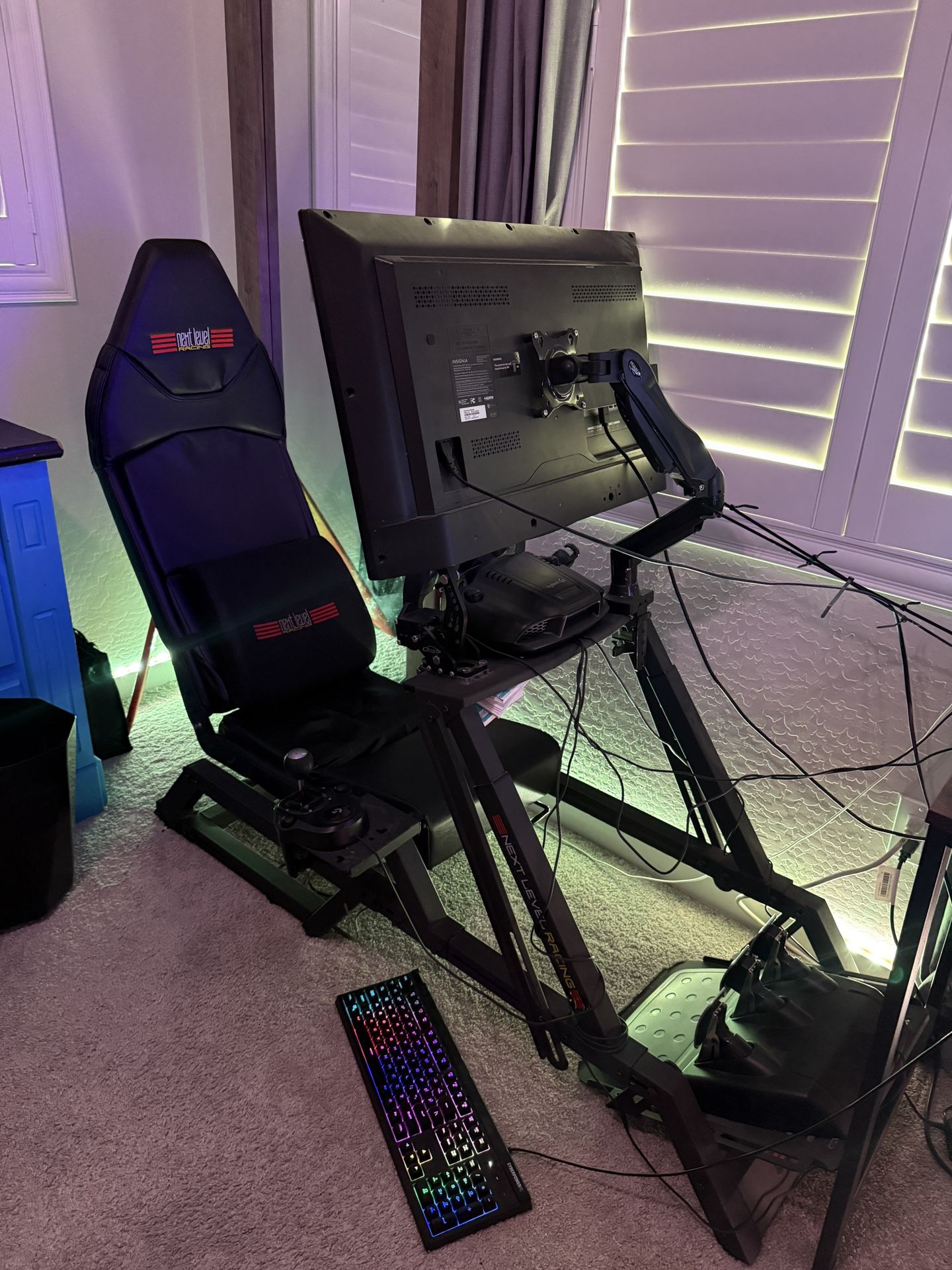 Next Level Racing Cogpit