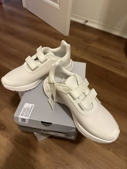 Brand New! Adidas Tensaur Run 2.0 Big Kids Size 4.5