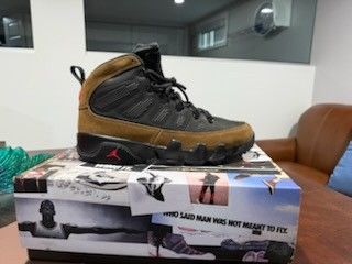 Jordan 9 boot