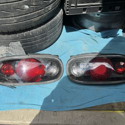 90-97 Mazda Miata - Passenger and Driver Side Taillights