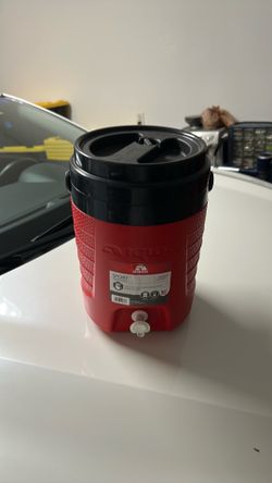 Igloo 2 gallon beverage cooler