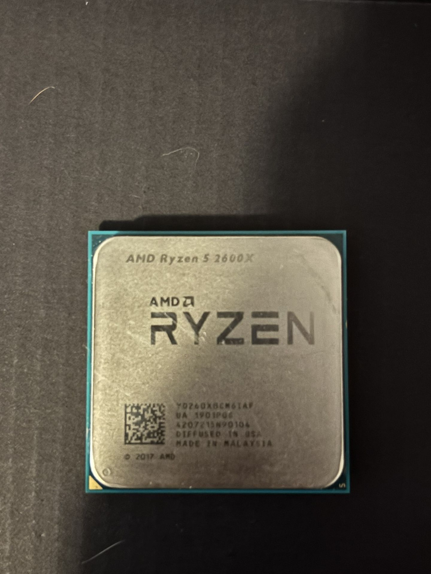AMD Ryzen 5 2600x + Wraith Spire Cooler - Great Condition