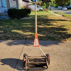 VINTAGE SCOTTS SILENT REEL MOWER 
