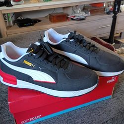 Mens Brand New Pumas Sz 10 