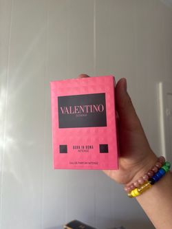 Valentino Donna Born in Roma Intense Perfume