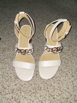 Michael Kors Cream Block Heel Sandals With Gold MK Chain (Approx Size 9.5–10)