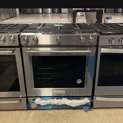 New Kitchen Aid Slide In Gas Range Five Burners‼️‼️
