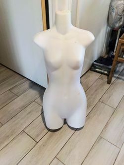 Half body female mannequins
