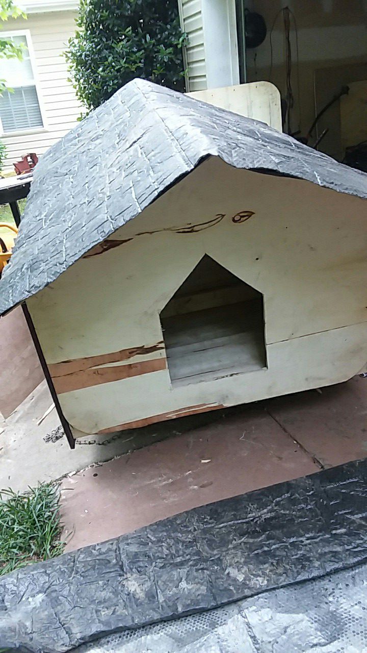 Dog house made for 2
