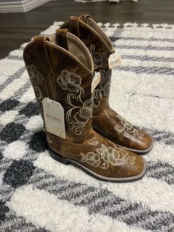 Shyanne women’s western Boots size 5-D