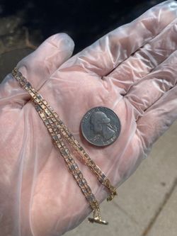 14k tri color Valentino chain and pendant