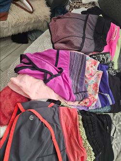 12 pairs of Lululemon shorts size 6