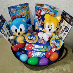 SONIC THE HEDGEHOG EASTER BASKET. ( PICK UP IN MODESTO.)