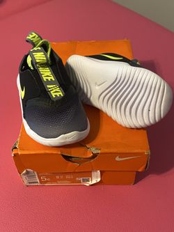 Nike Flex Runner ♦️Size 5c ♦️New 