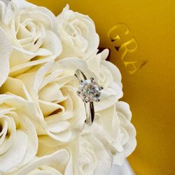 Moissanite Diamond Stud ring