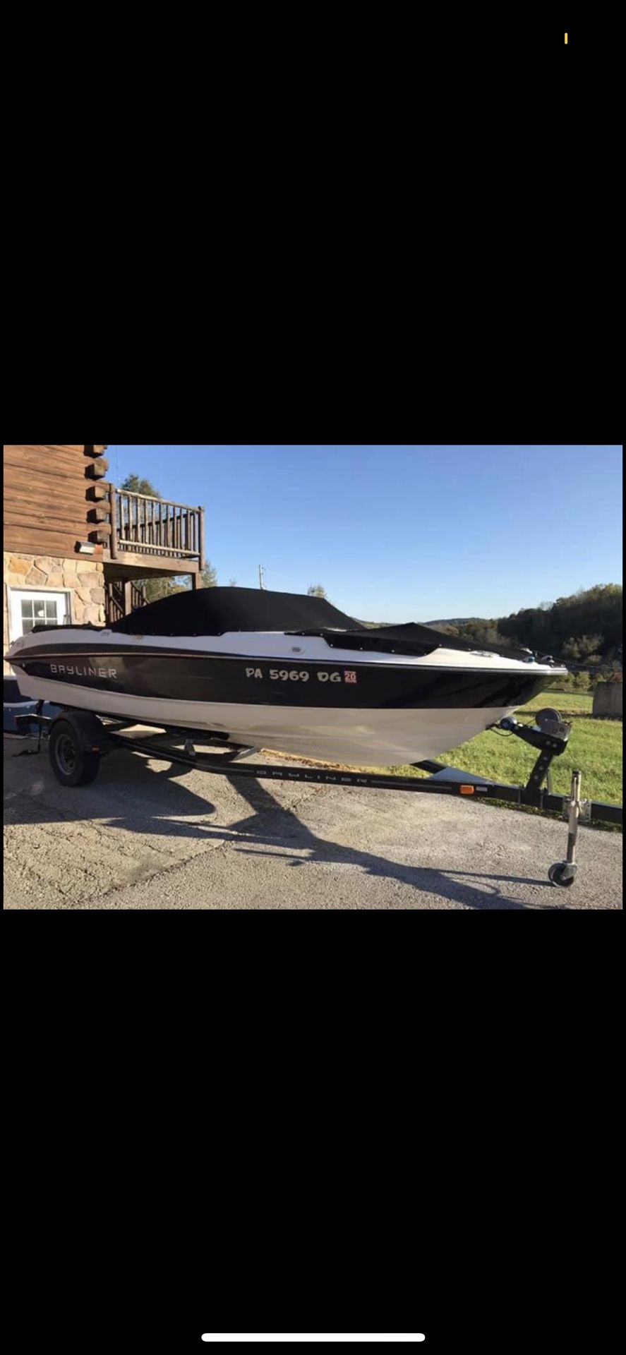 2012 Bayliner Boat 215