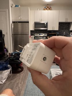 1 Philips HUE Power Plug 