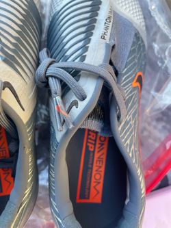 Soccer cleats