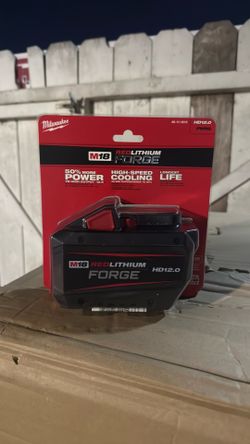 Milwaukee M18 18V Lithium-Ion REDLITHIUM FORGE HD 12.0 Ah Battery Pack