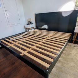 Kind Bedframe w/Headboard Black Wood 