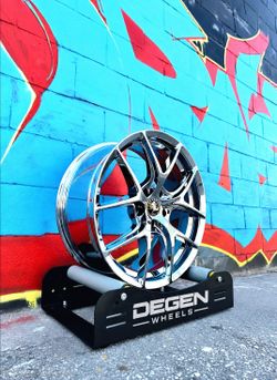 18x8.0 BRAND NEW CHROME DEGEN WHEELS/RIMS. 5X114.3