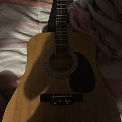 ACOUSTIC GUITAR 