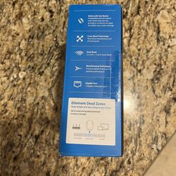 Linksys Wi-Fi Range Extender 