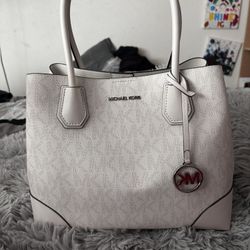 MK Purse