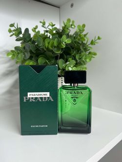 A variety of excellent-quality perfumes.