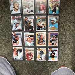 Tops Football Cards I Have A lot Of Good Cards Let Me Know What There Worth To You
