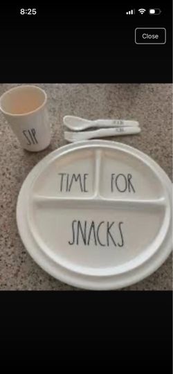 Rae Dunn kiddo dinnerware set