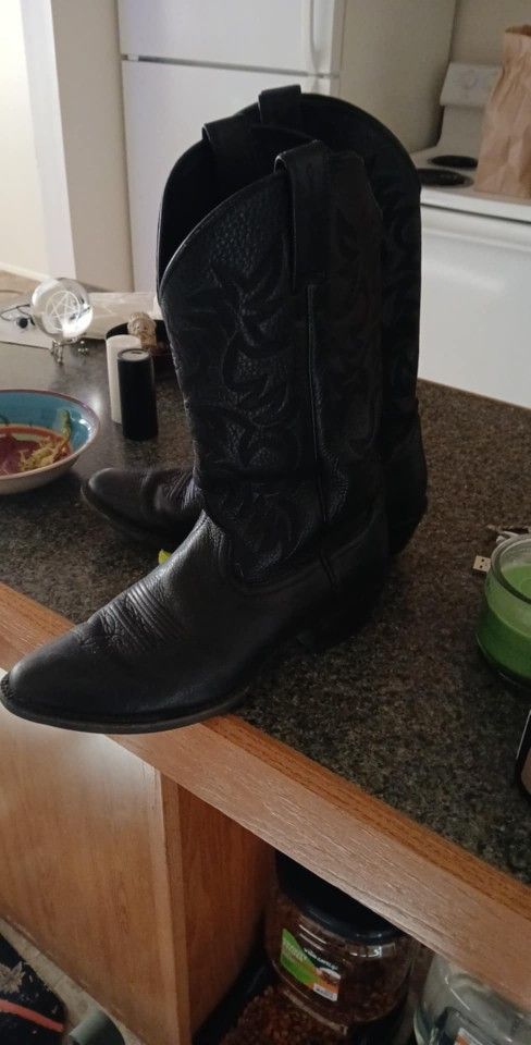 Ariots Cowboy Boots
