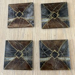 Set Of 4 Modern Design Coasters With Gold Highlights 
